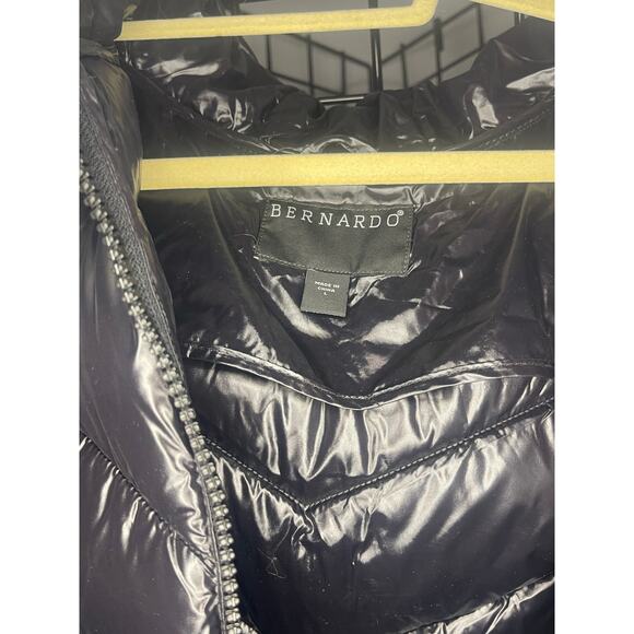 Bernardo Shiny Puffer Coat with Faux Fur Hood Women's Size L - Picture 5 of 5